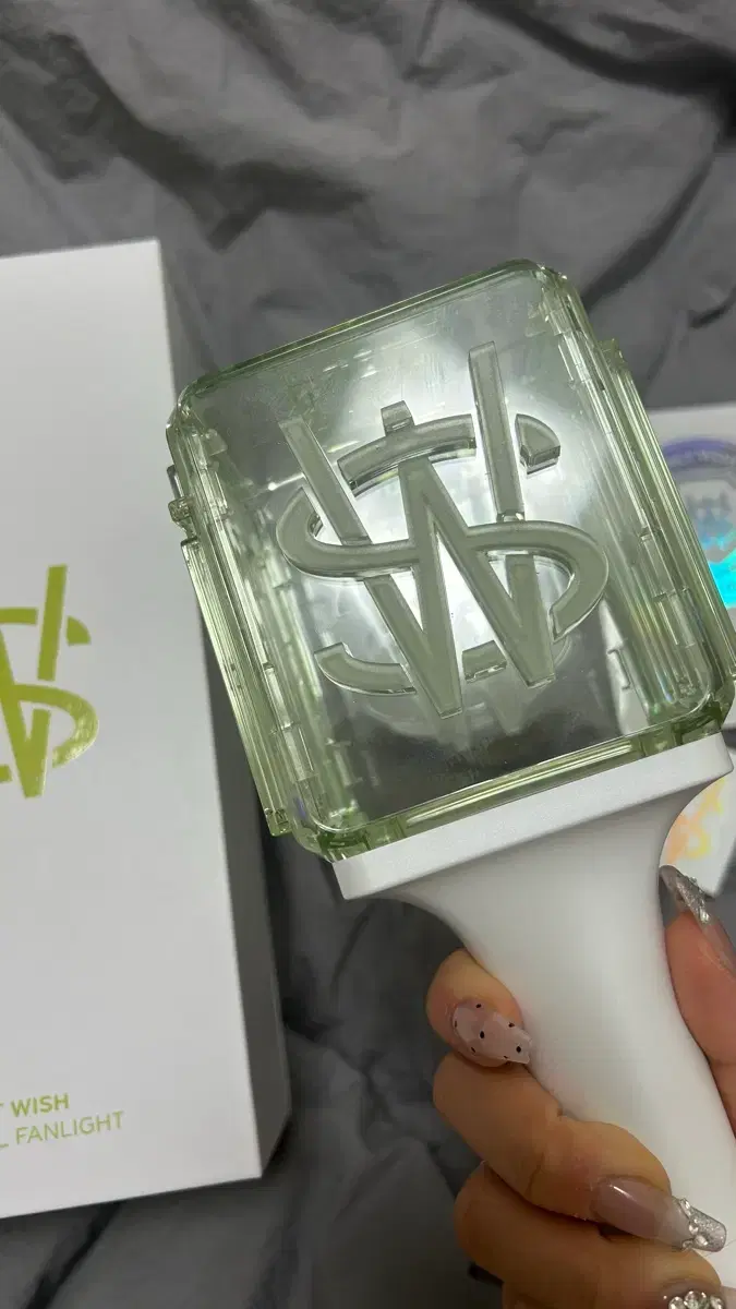 thumbnail-4